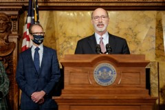 Febrero 15, 2022: Senator Kane joins Governor Tom Wolf to celebrate the creation of Pennsylvania’s Broadband Development Authority, which will manage at least $100 million in federal aid to coordinate the rollout of broadband across Pennsylvania.